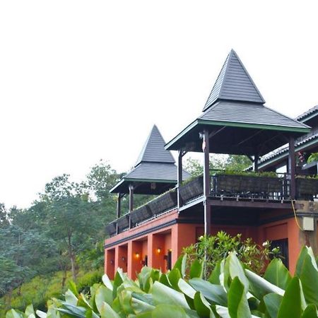 Thaton Hill Resort Meaj Kültér fotó