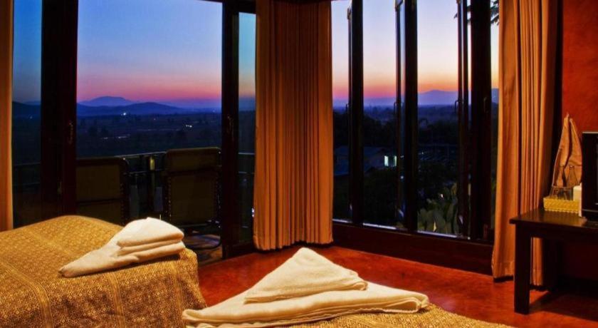 Thaton Hill Resort Meaj Kültér fotó